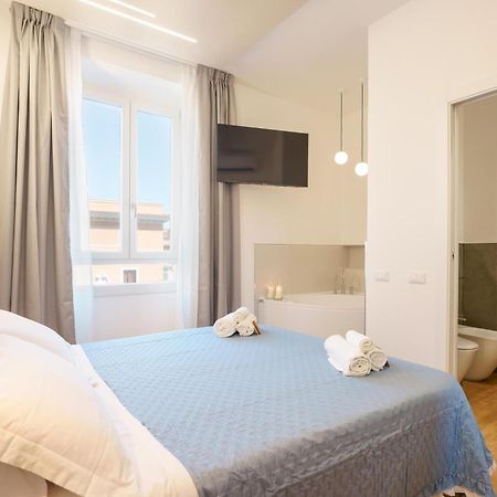 Aqua Comfort Rooms - Eja Sardinia 卡利亚里 外观 照片