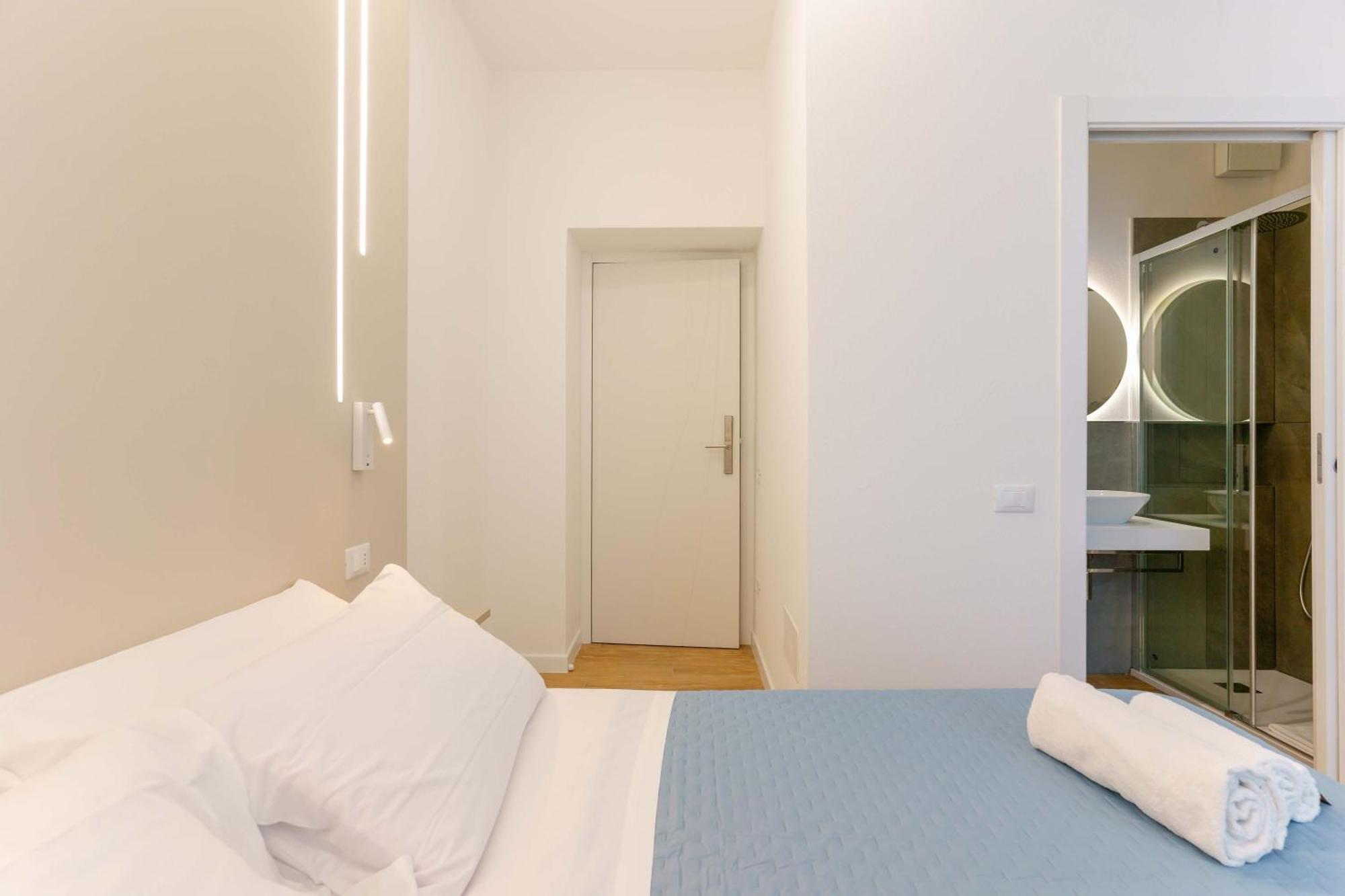 Aqua Comfort Rooms - Eja Sardinia 卡利亚里 外观 照片