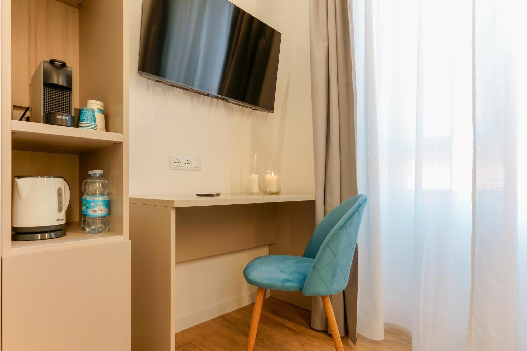 Aqua Comfort Rooms - Eja Sardinia 卡利亚里 外观 照片