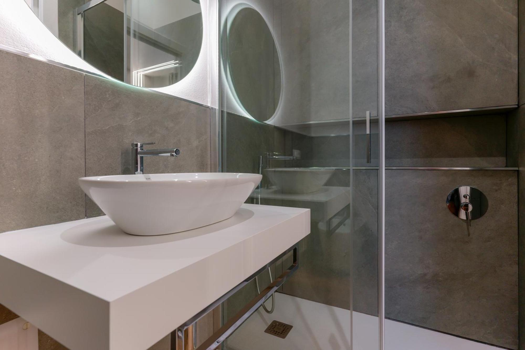 Aqua Comfort Rooms - Eja Sardinia 卡利亚里 外观 照片